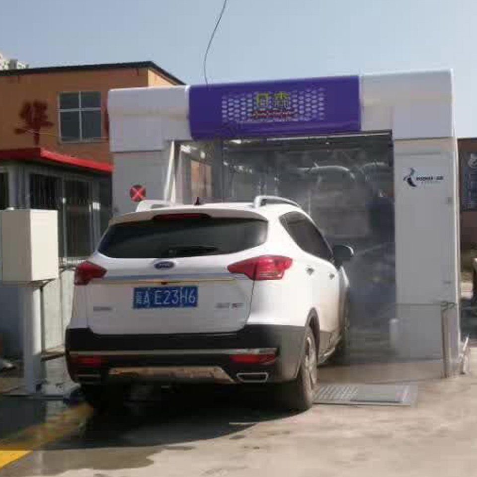 Automatic tunnel car wash machine CC-690