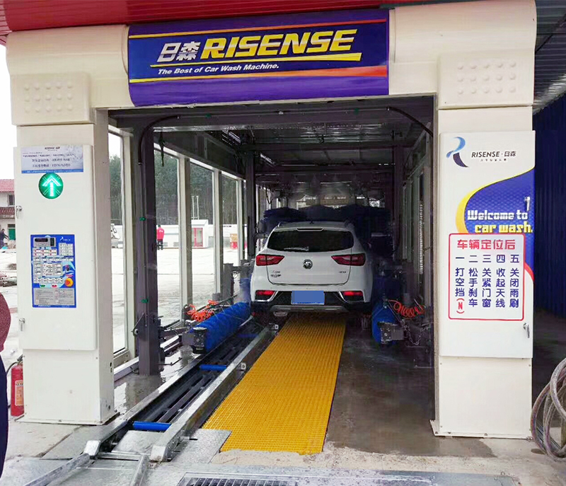 金龙隧道式洗车机CC-692