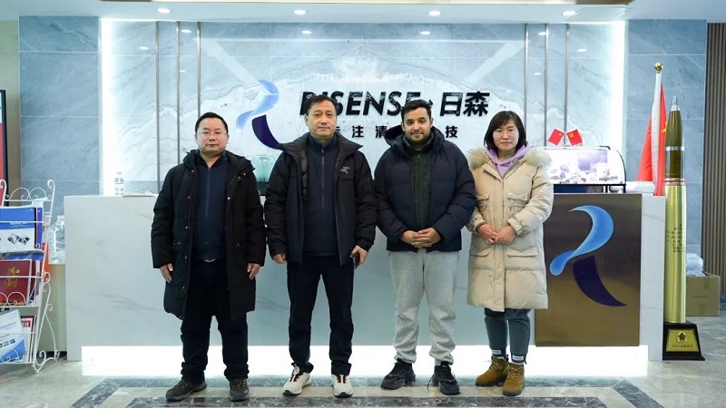 中沙合作的新篇章：欢迎沙特客户造访青岛日森，探讨前沿洗车技术