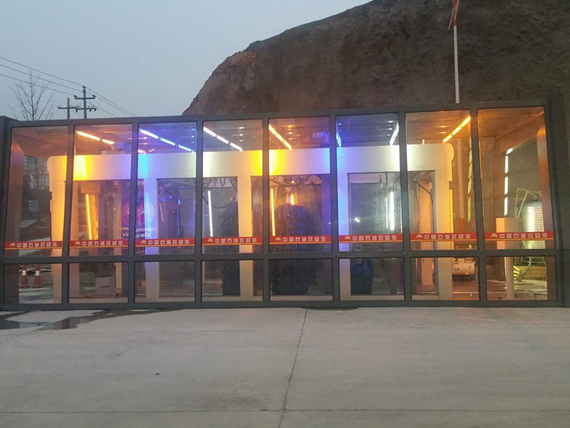 Tunnel car wash machine CC-670