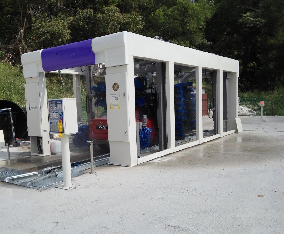 Risense tunnel car wash machine CC-670 installed in Malaysia! 