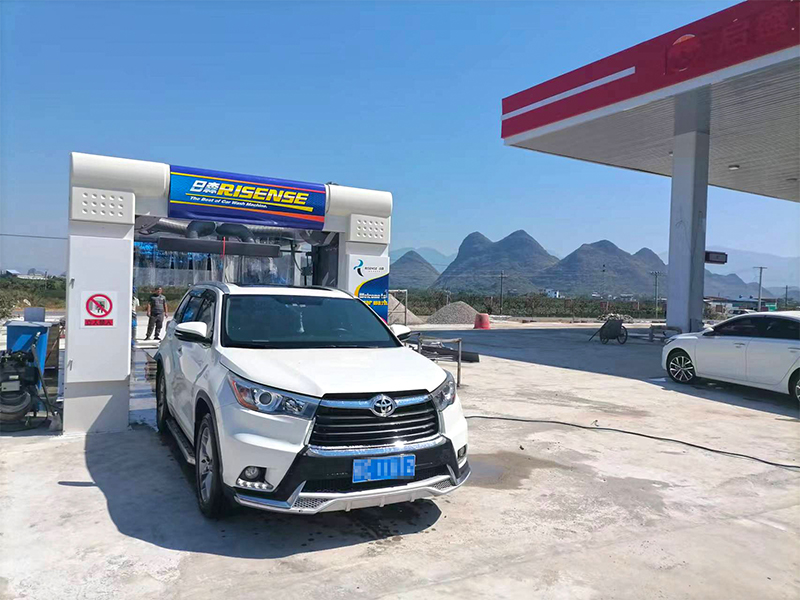 جهاز غسيل السيارات التلقائي النفقي موديل : سي سي -690