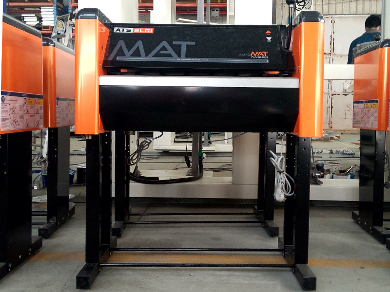 Máquina de limpeza de tapetes para gatos 