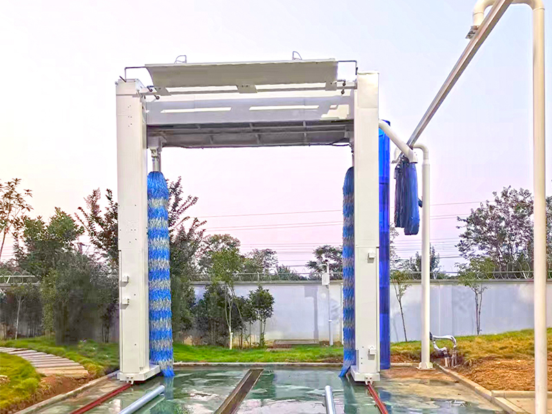 جهاز غسيل الحافلات والشاحنات التلقائي بفرش موديل : سي بي-720